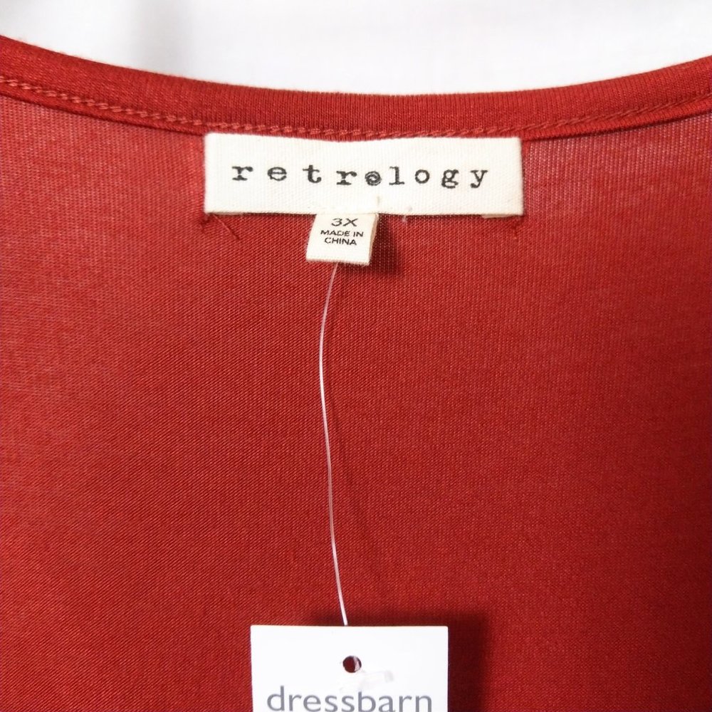 NWT Retrology V-Neck Top w/ Smocking-Type Shoulder - Picture 9 of 9